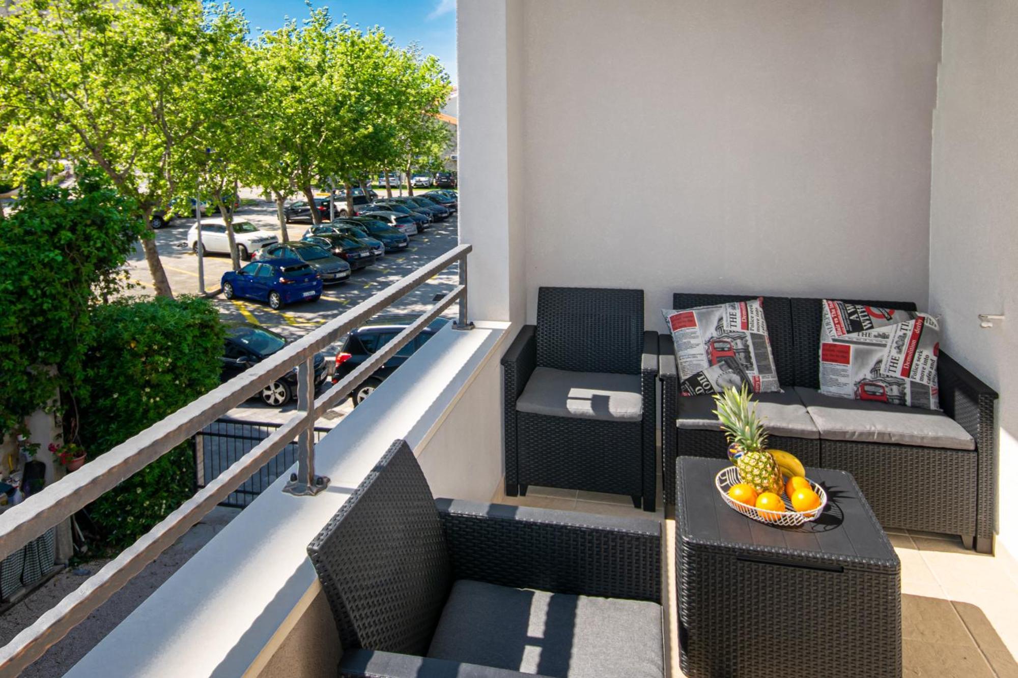 Apartments Filipeti Макарска Екстериор снимка